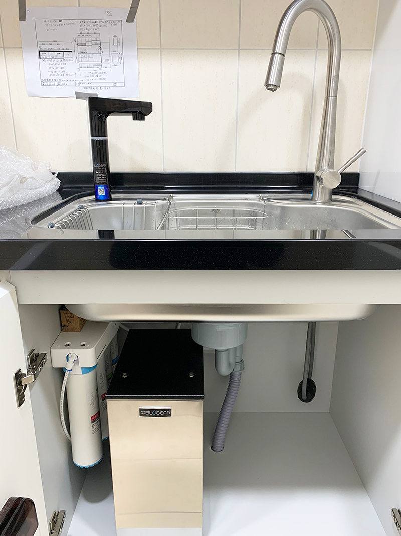 BO-7008星際銀觸控式廚下型飲水機