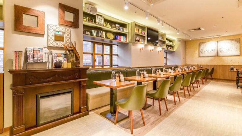 貳樓餐廳(微風台北車站店)