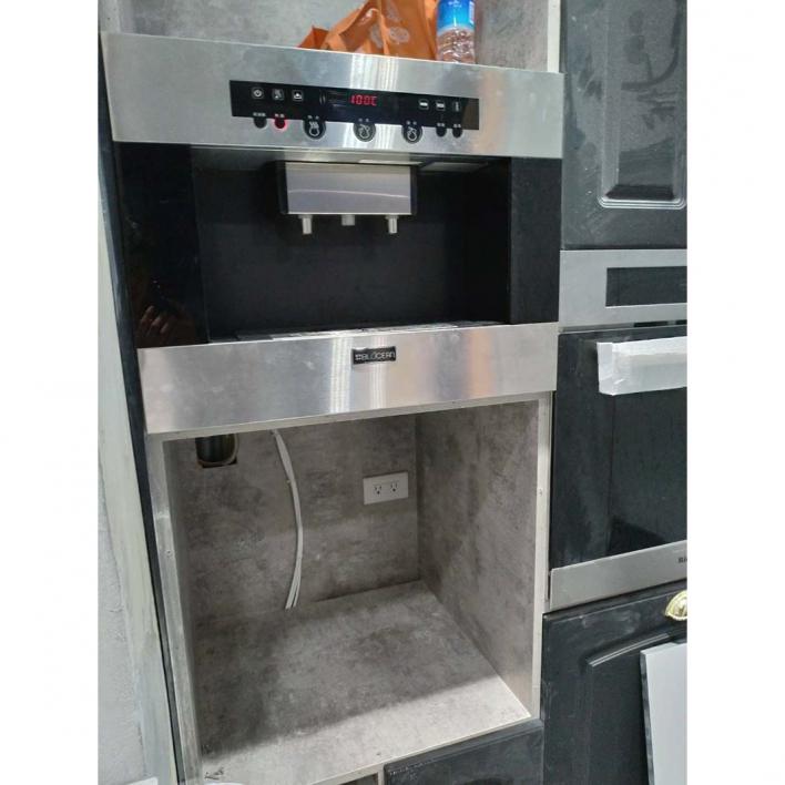 108.08 內湖黃小姐