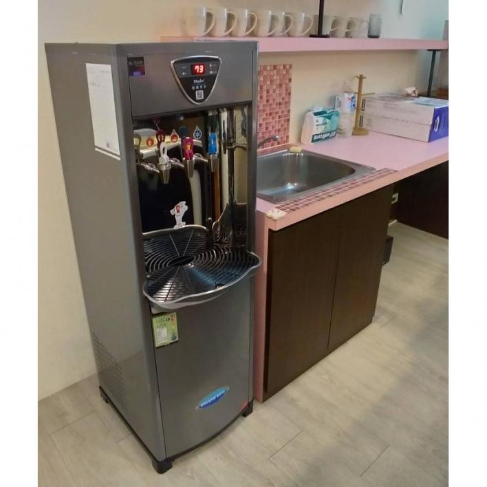 107.12 維寧國際有限公司